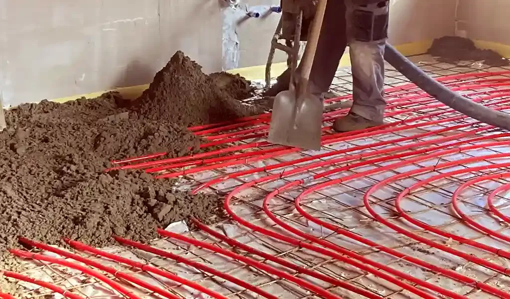 Padlófűtés aljzatának betonozás estrich betonnal